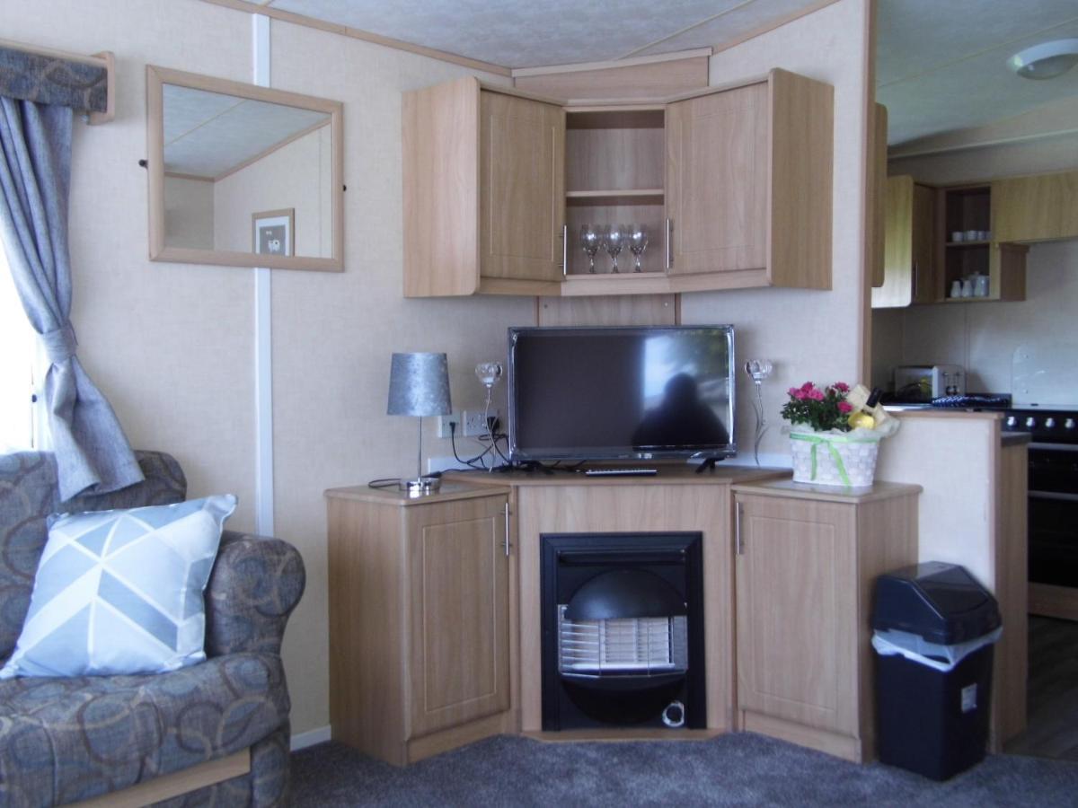 Oakdene -3 Bedroom Caravan Weeley Exterior photo
